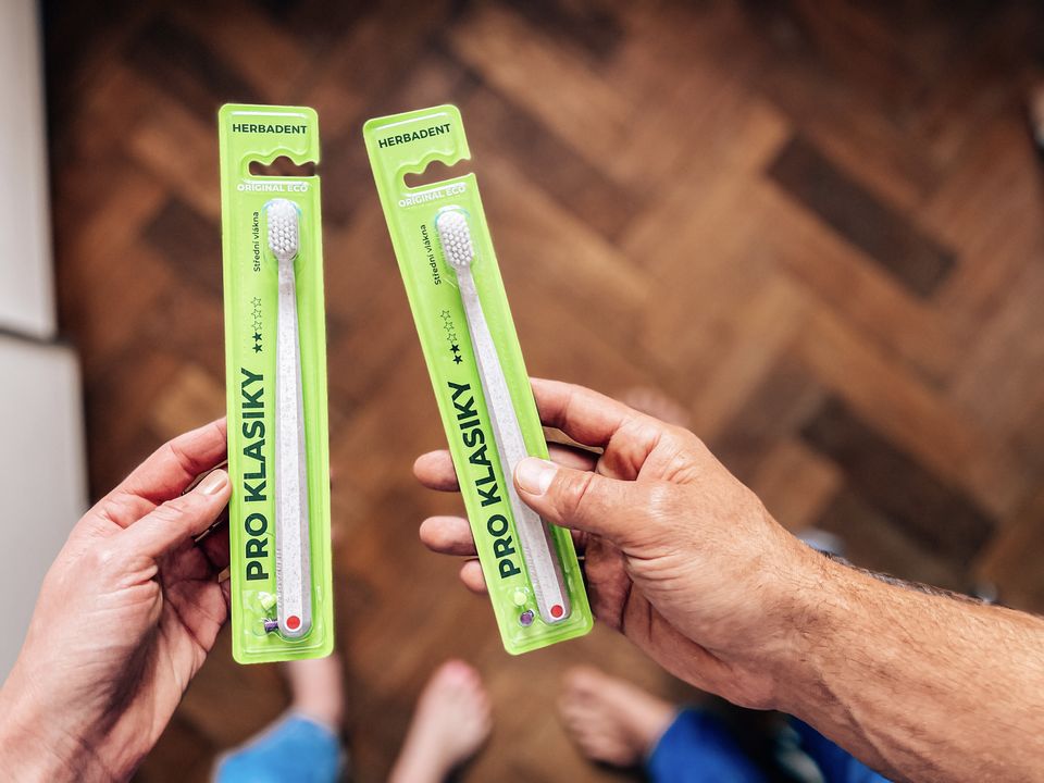 herbadent original eko medium ekologiczne szczoteczki dla doroslych