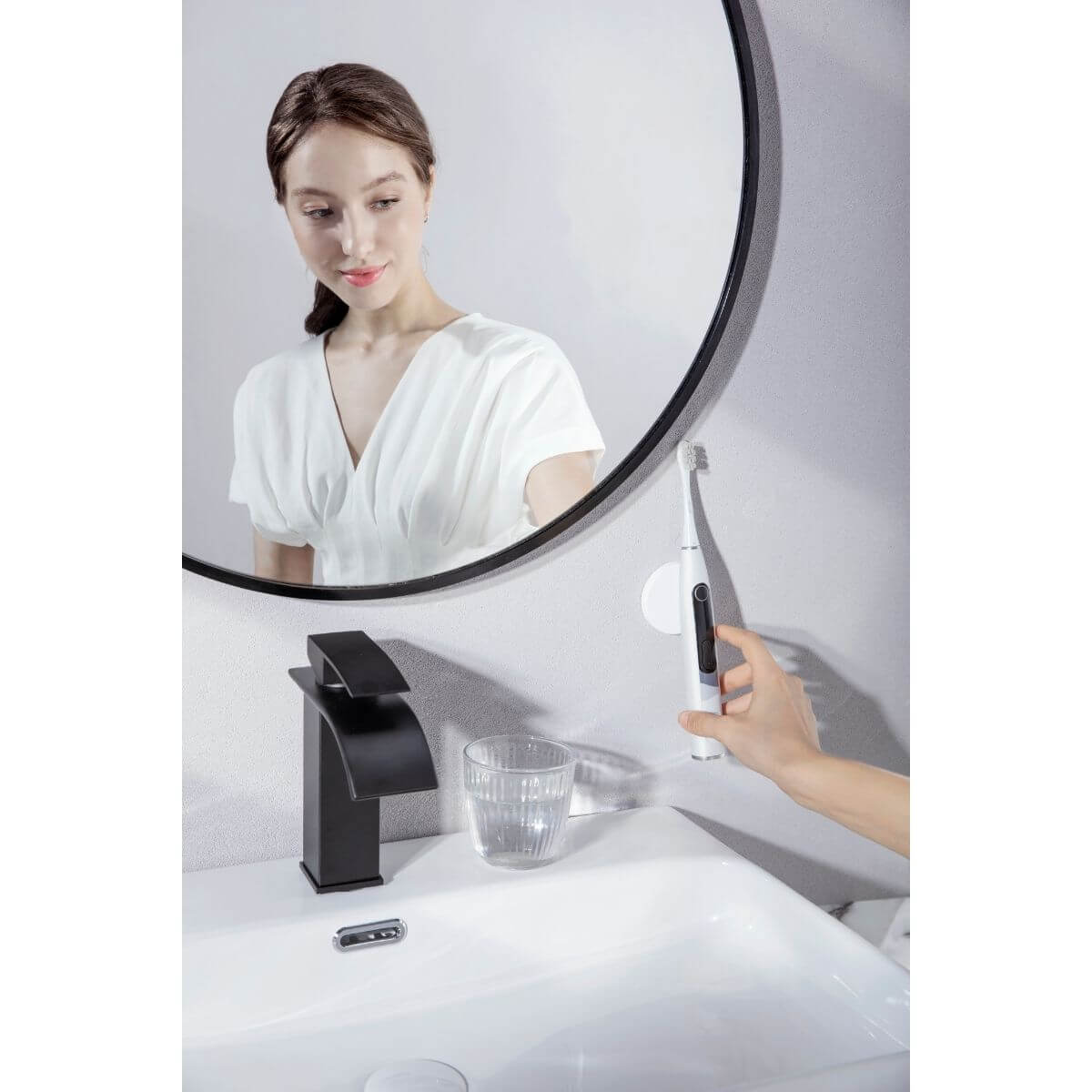Oclean X10 szczoteczka soniczna z magnetycznym uchwytem