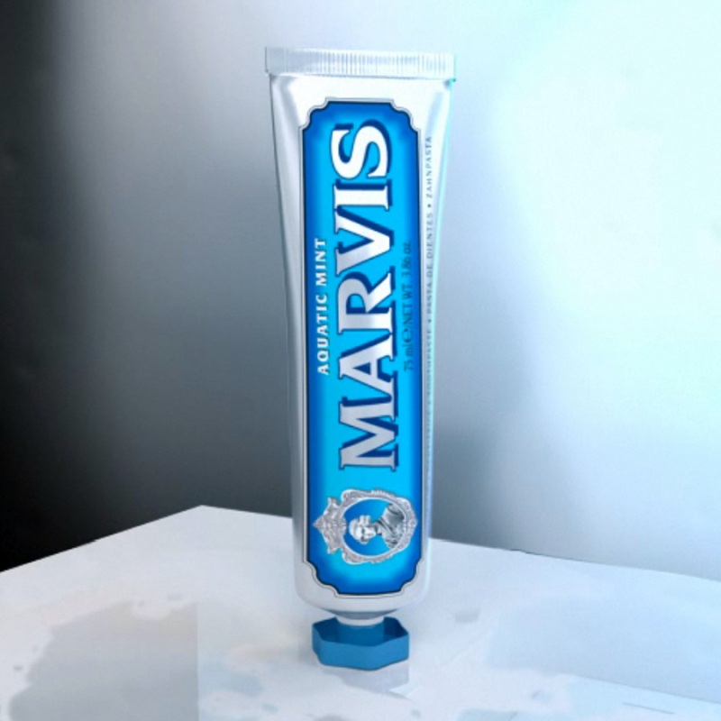 Marvis Aquatic Mint - Mocno chłodząca pasta do zębów w stylu retro 75ml