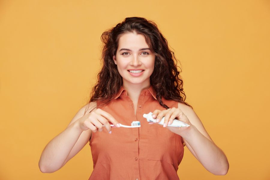 Co to jest RDA? Jak wybrać odpowiednią pastę do zębów?