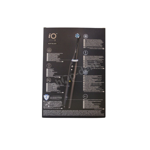 Oral-B iO 5 Black szczoteczka elektryczna magnetyczna z etui podróżnym w kolorze czarnym