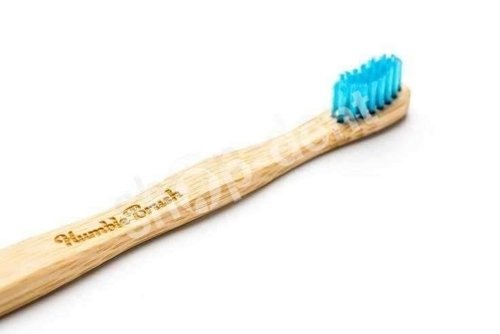 Humble Brush Ultra Soft - ekologiczna szczoteczka do zębów dla dzieci z miękkim włosiem (niebieska) [OSTATNIE SZTUKI]