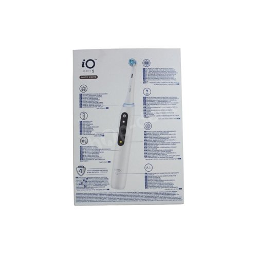 Oral-B iO 5 White szczoteczka elektryczna magnetyczna z etui podróżnym w kolorze białym